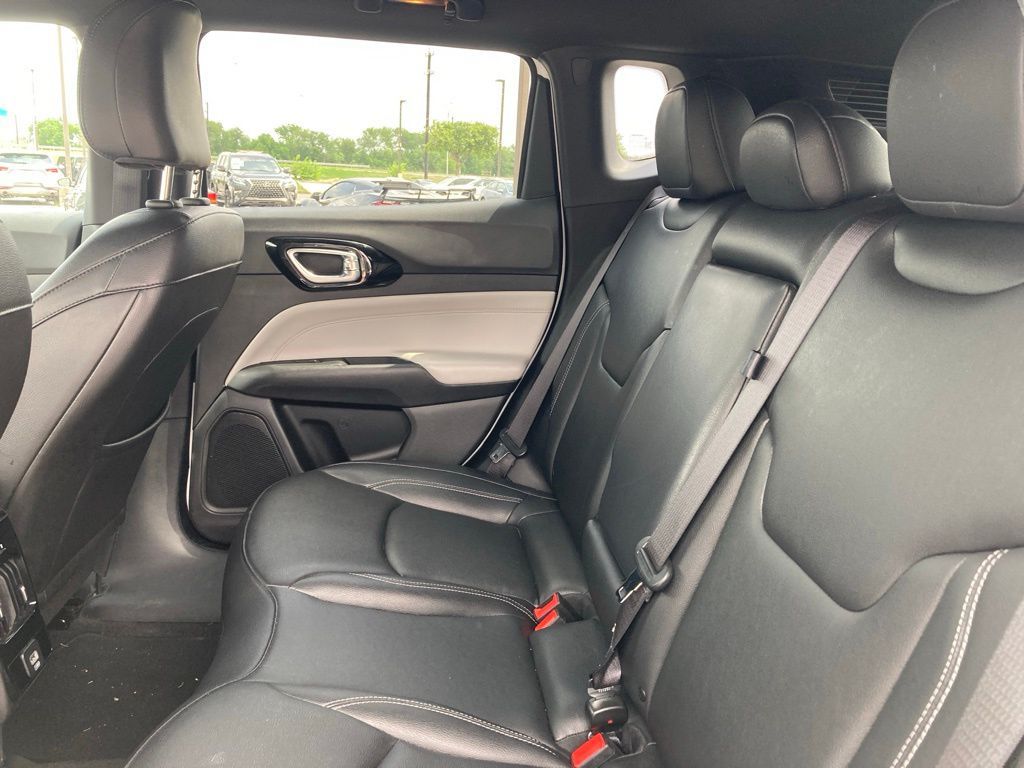 2025 Jeep Compass Limited - Photo 9