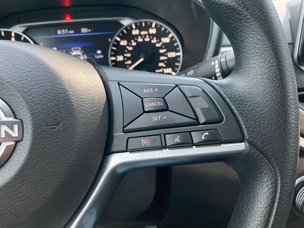 2025 Nissan Altima SV - Photo 17