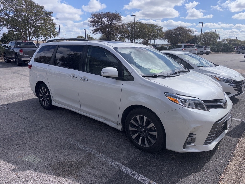 Used 2019 Toyota Sienna Limited Premium Minivan/Van