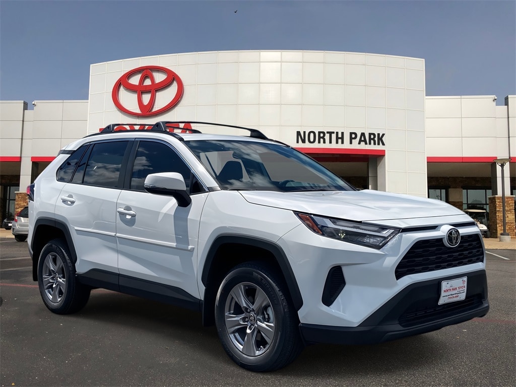 New 2025 Toyota RAV4 XLE SUV