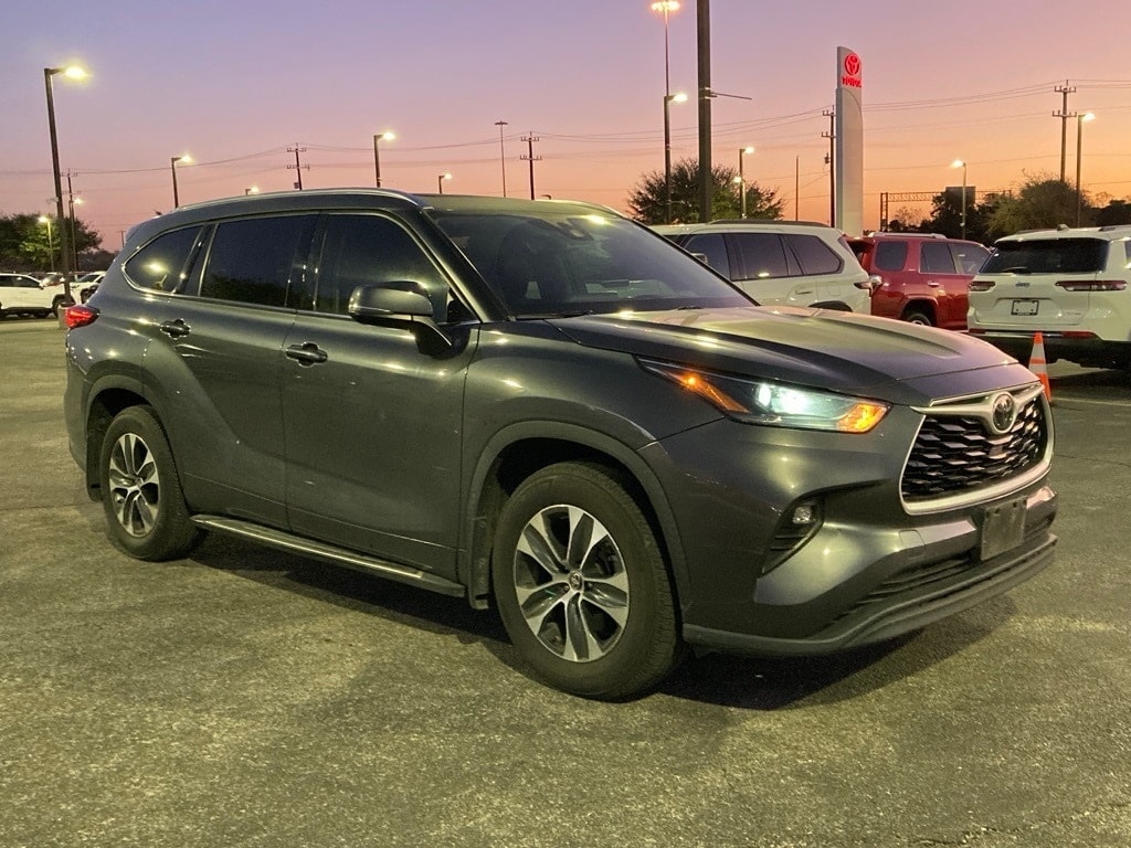 Certified 2021 Toyota Highlander XLE SUV