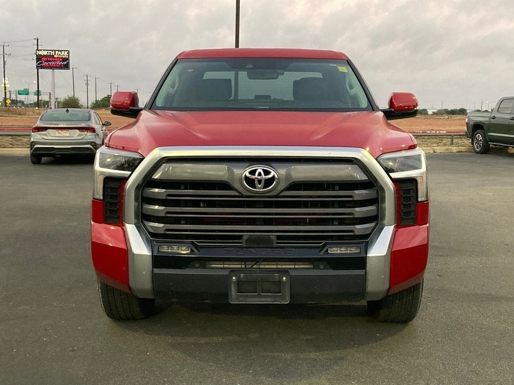 2024 Toyota Tundra Limited photo 2