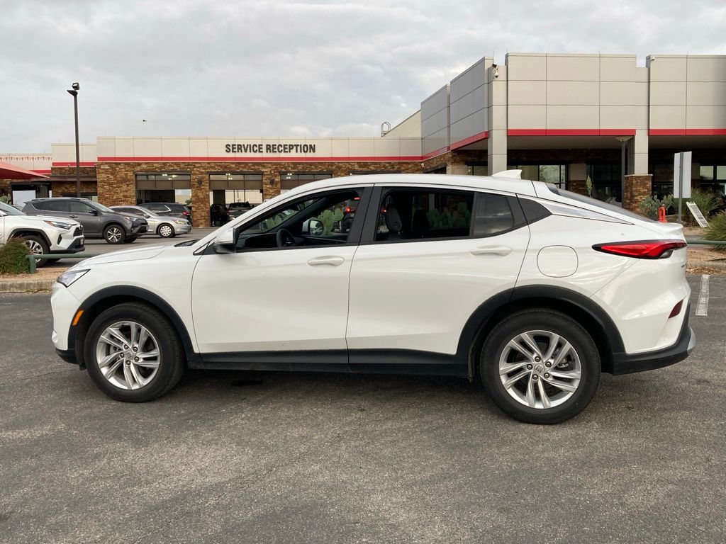 View vehicle photo 6