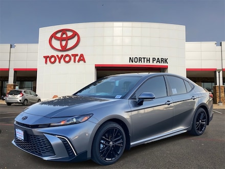 2026 Toyota Camry SE Sedan