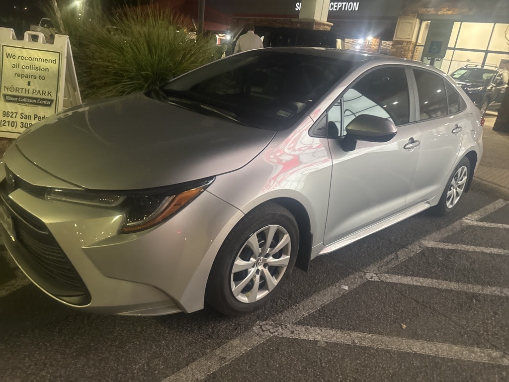 Used 2025 Toyota Corolla LE Sedan