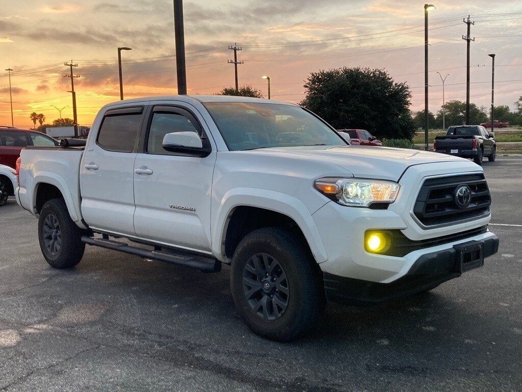 2023 Toyota Tacoma SR5 photo 3
