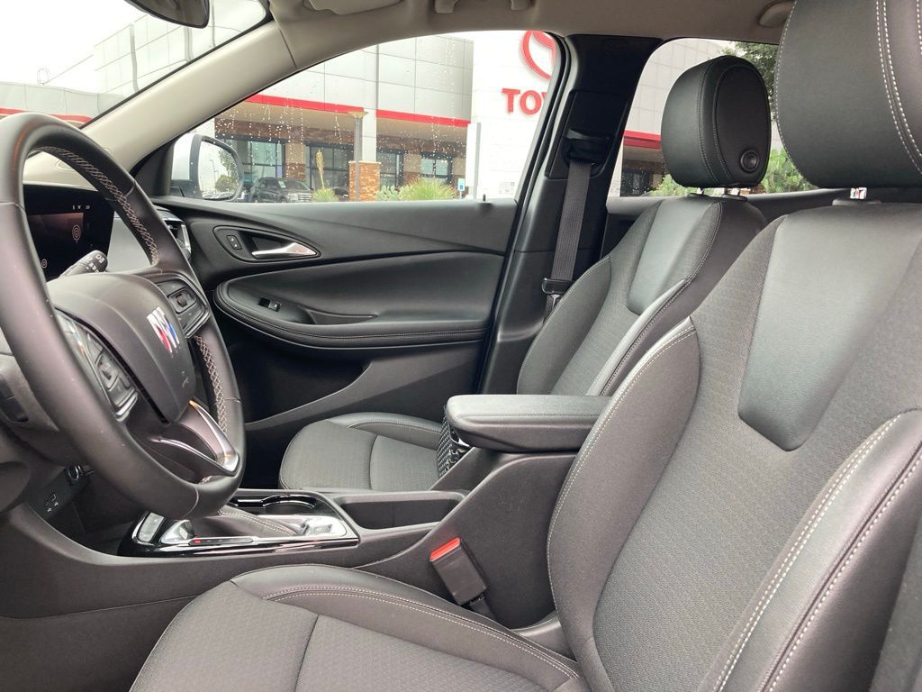 2025 Buick Encore GX Preferred - Photo 10