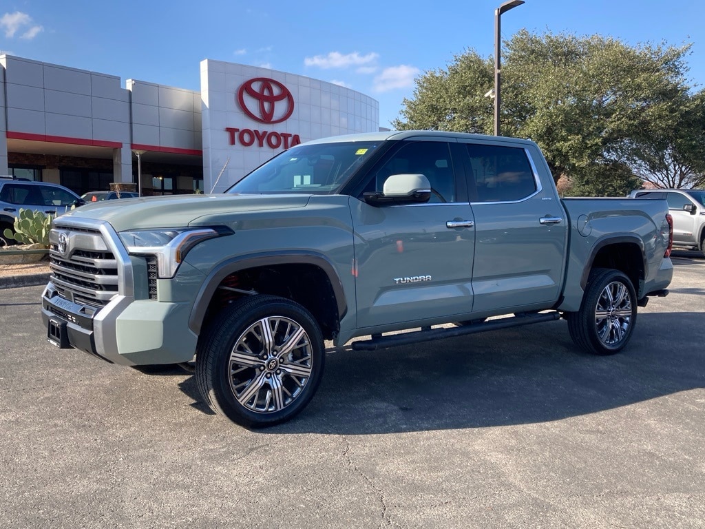 2026 Toyota Tundra Limited's photo