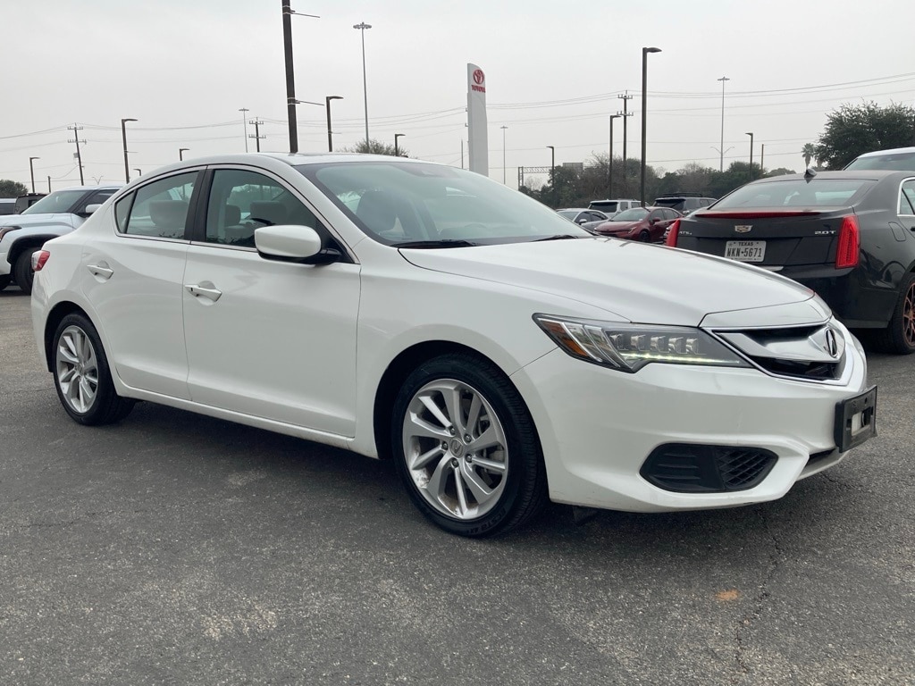 Used 2017 Acura ILX Premium Package Sedan