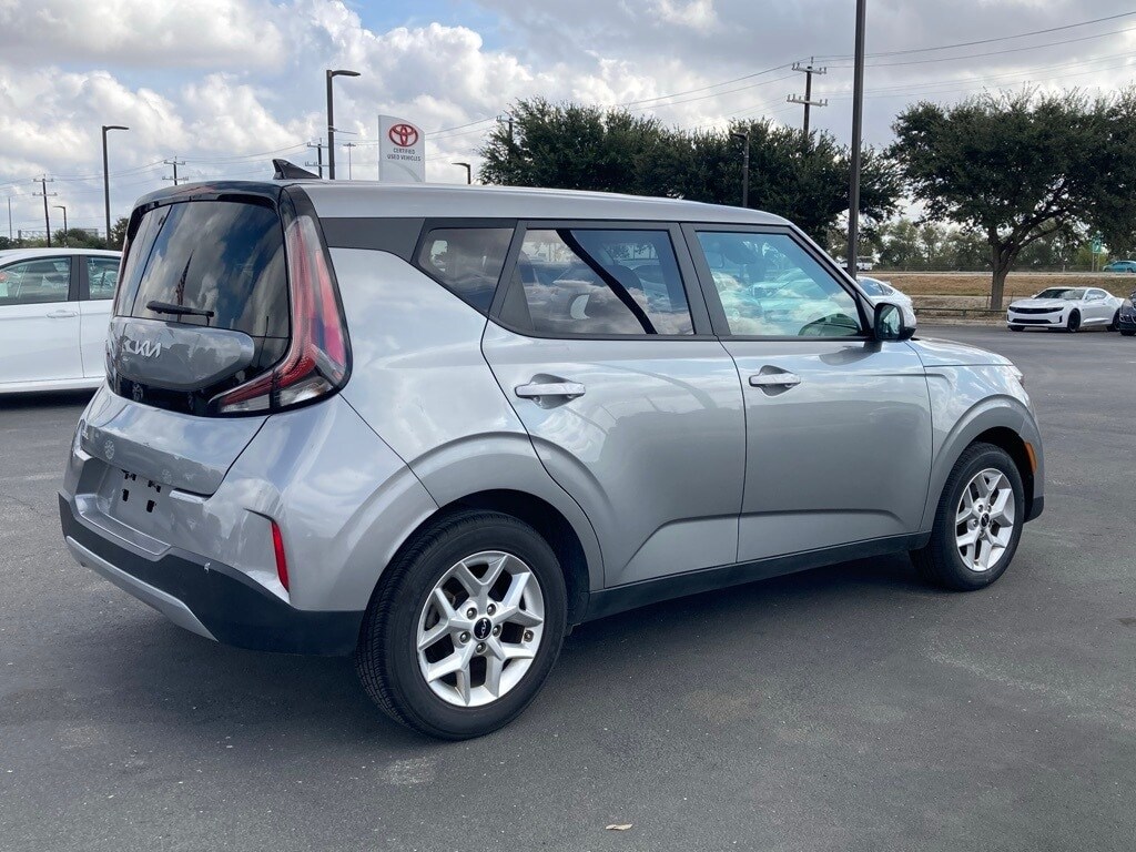 Used 2024 Kia