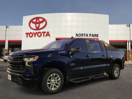2023 Chevrolet Silverado 1500 RST Truck