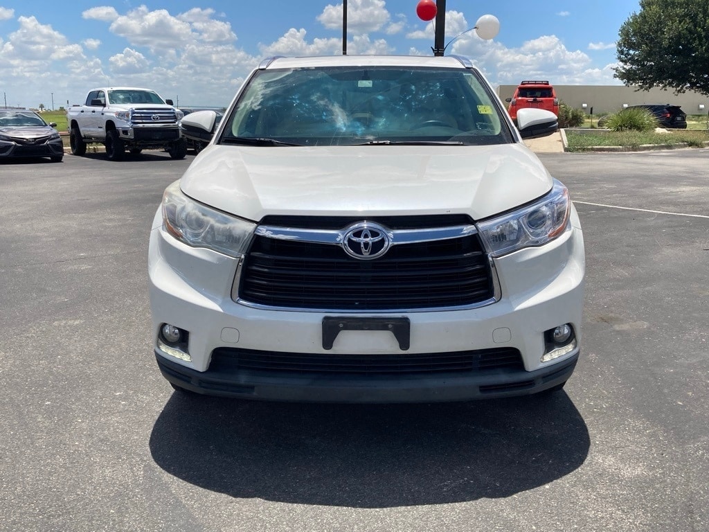 Used 2014 Toyota Highlander Limited with VIN 5TDYKRFH7ES010835 for sale in San Antonio, TX