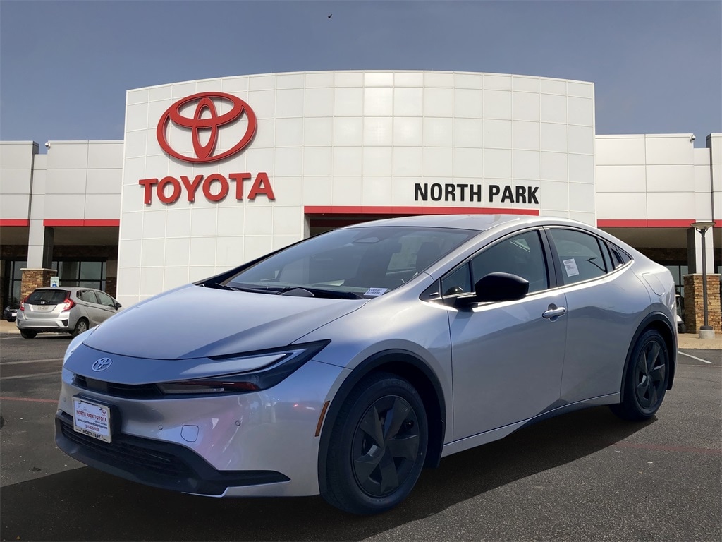 2026 Toyota Prius Hatchback 