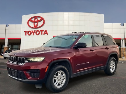 2023 Jeep Grand Cherokee Laredo SUV