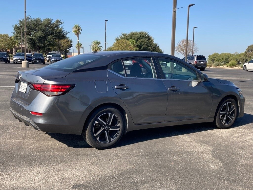 2024 Nissan Sentra SV photo 4