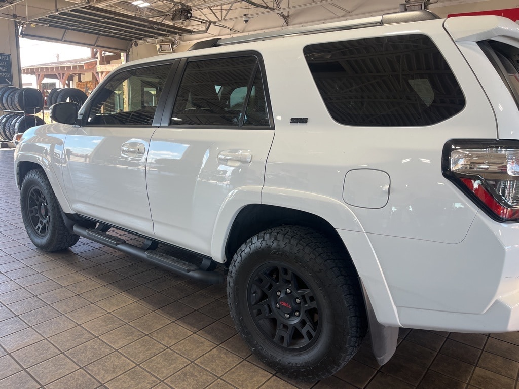 New 2023 Toyota 4Runner SR5 Premium SUV