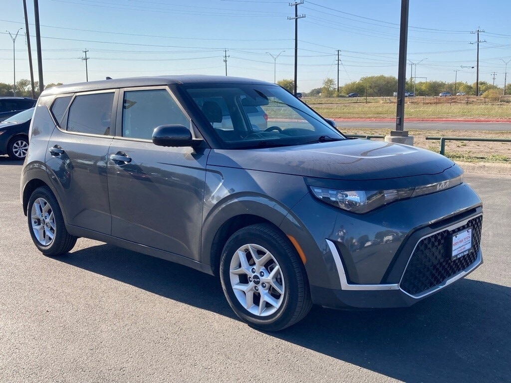 Used 2023 Kia Soul LX Hatchback