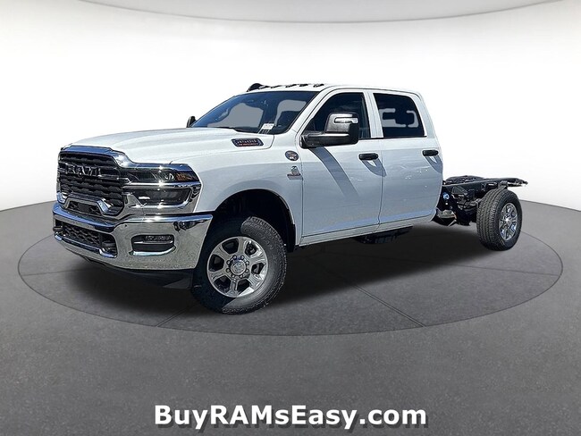 2025 Ram 3500 Chassis Cab TRADESMAN CREW   4X4 60' CA Crew Cab