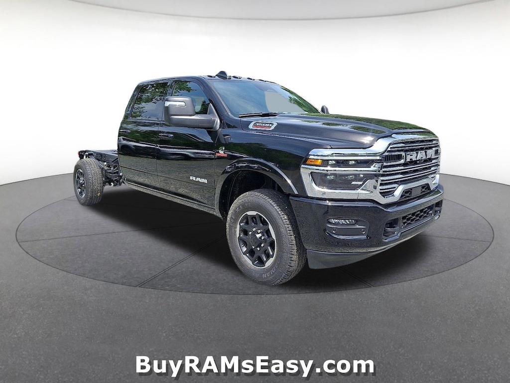 New 2025 Ram 3500 Chassis Cab BIG HORN CREW 4X4 60' CA Crew Cab