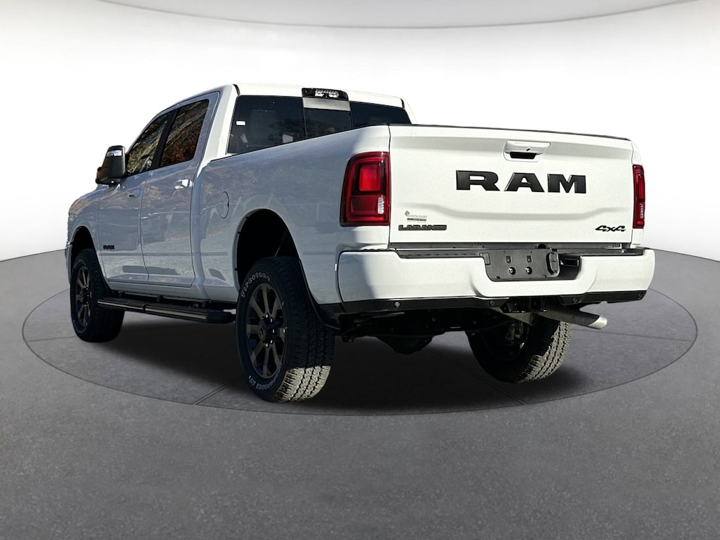 New 2026 Ram 2500 LARAMIE CREW CAB 4X4 6'4 BOX Crew Cab