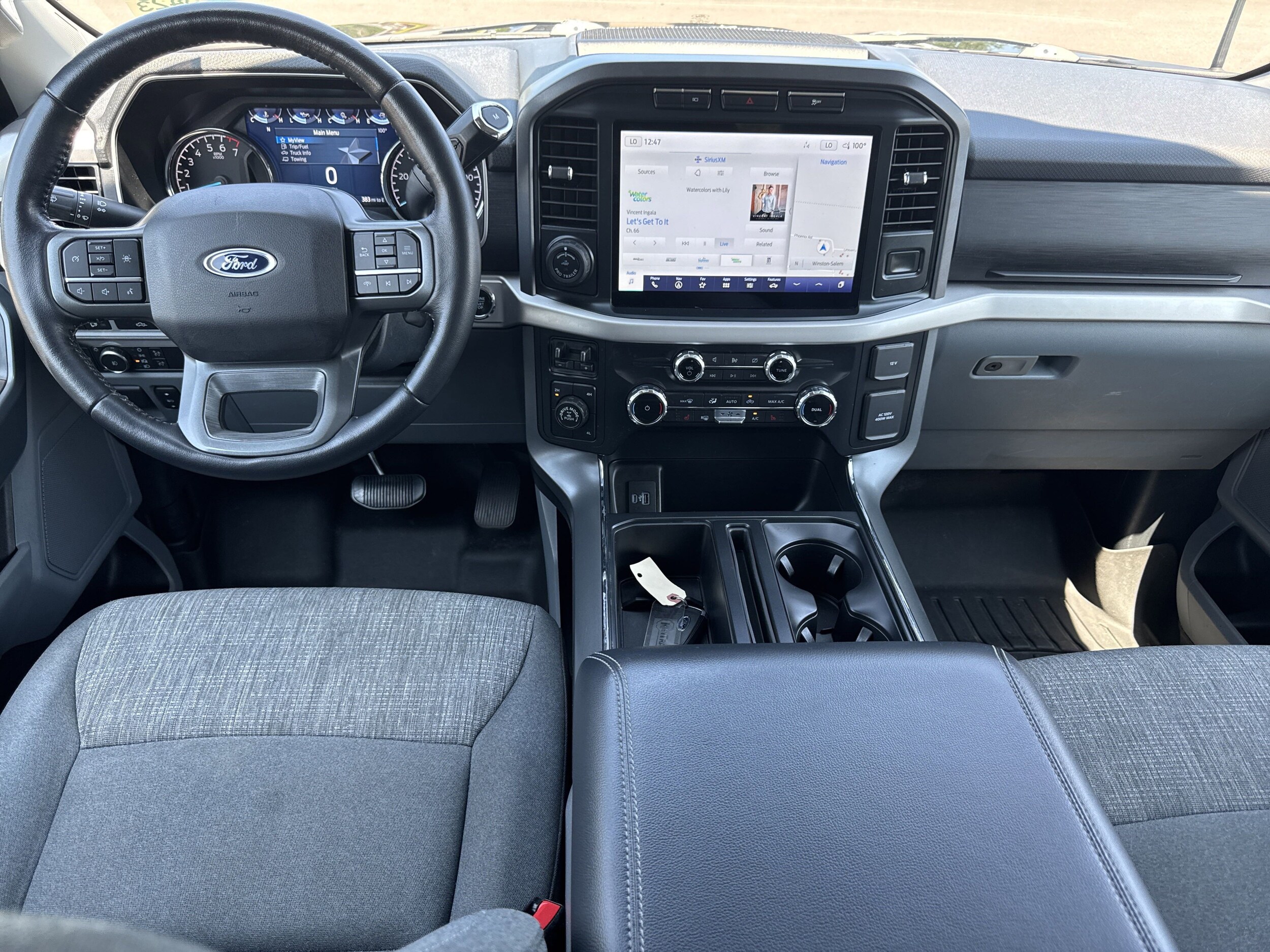 2022 Ford F-150 photo 2