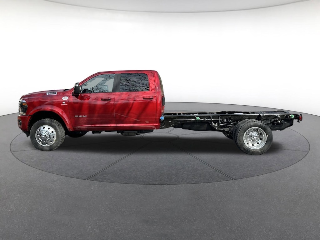 New 2026 Ram 5500 Chassis Cab BIG HORN CREW 4X4 84' CA Crew Cab