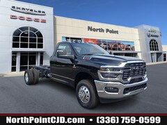 2025 Ram 3500 Chassis Cab 3500 TRADESMAN CHASSIS REGULAR CAB 4X4 84' CA Regular Cab