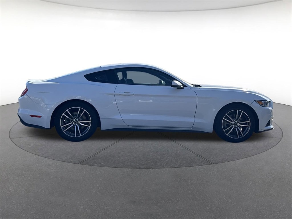 2017 Ford Mustang EcoBoost Premium's photo