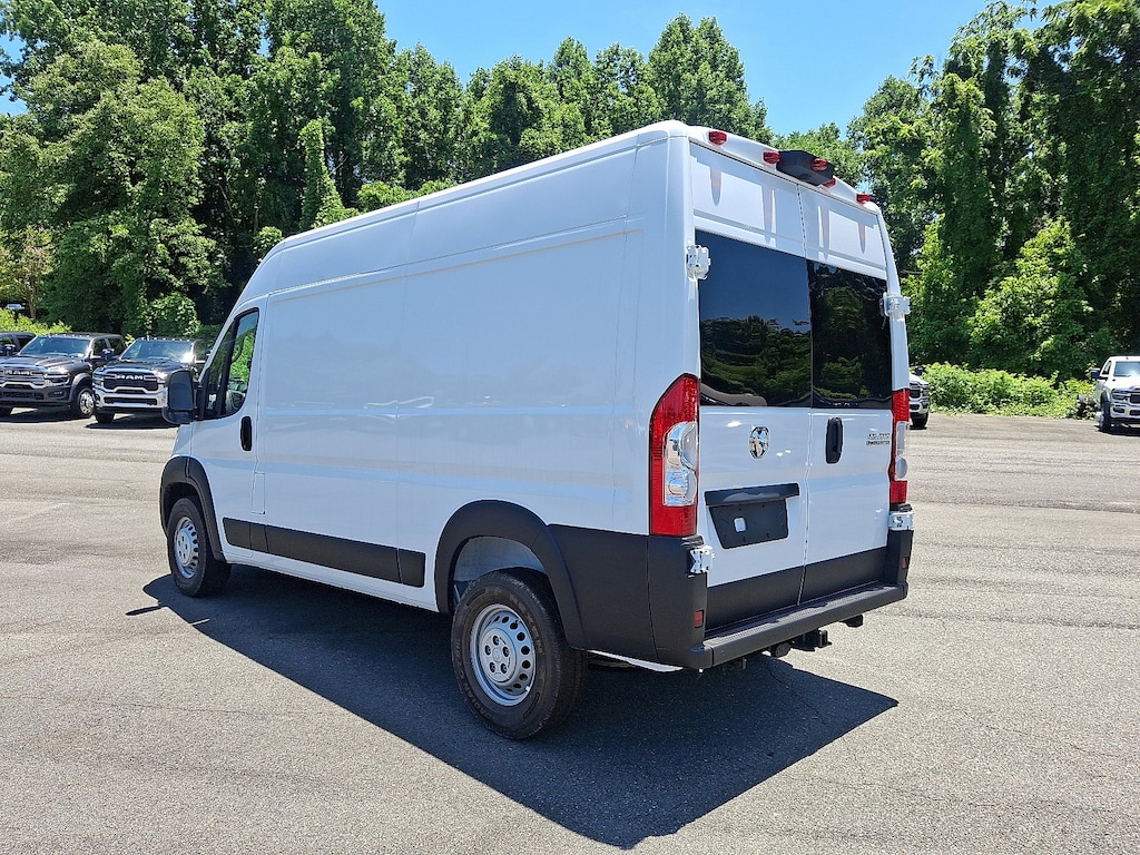 New 2025 Ram ProMaster PROMASTER 1500 TRADESMAN CARGO VAN HIGH ROOF 136' Cargo Van