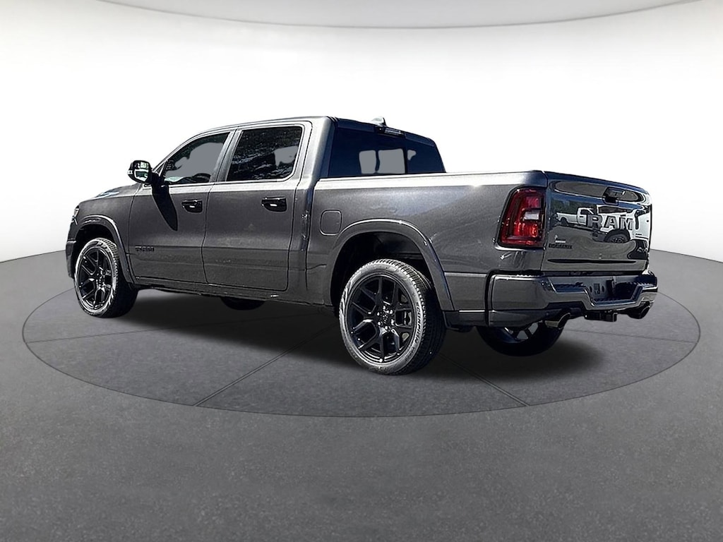 New 2026 Ram 1500 LARAMIE CREW CAB 4X4 5'7 BOX Crew Cab