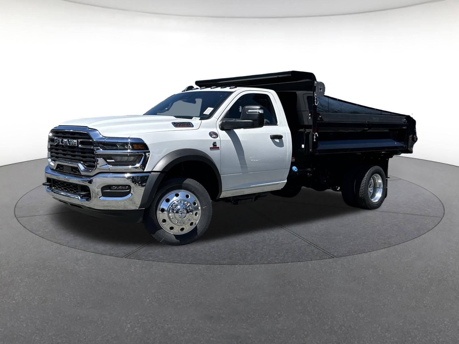2026 RAM 5500 Tradesman 4X4 Reg Cab LWB DRW 169" WB's photo
