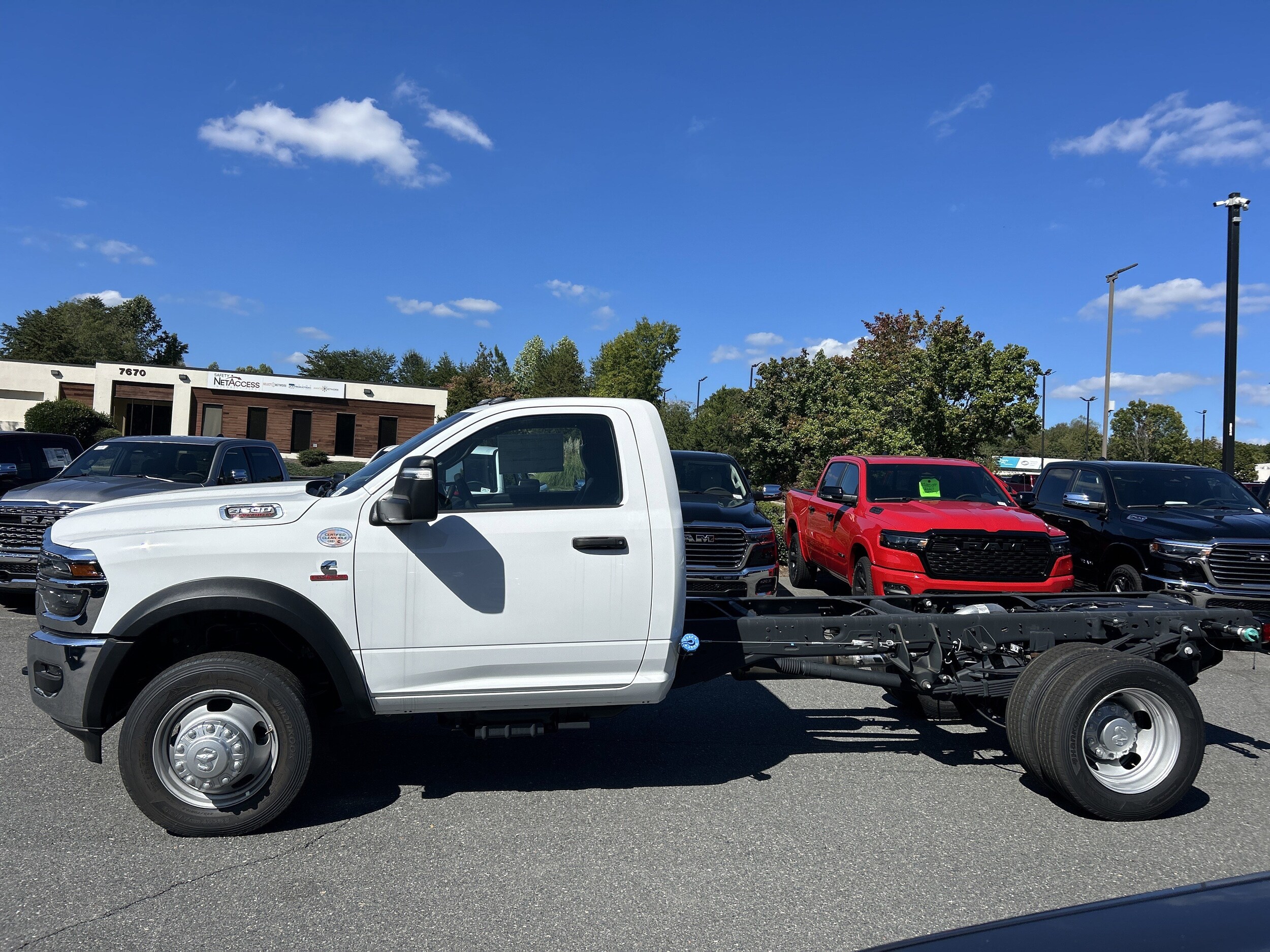 2025 Ram 4500 Tradesman photo 2