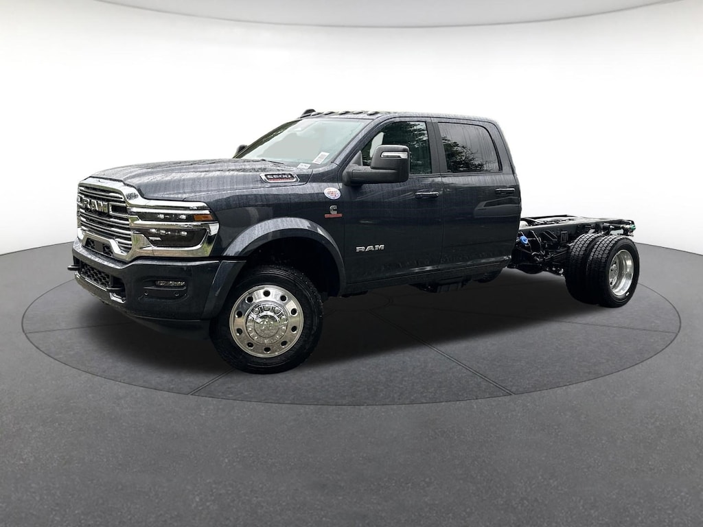New 2026 Ram 5500 BIG HORN CHASSIS CREW CAB 4X4 60' CA Crew Cab