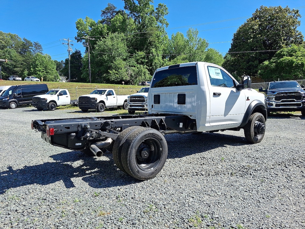 New 2025 Ram 4500 Chassis Cab 4500 TRADESMANCHASSIS REGULAR CAB 4X4 60' CA Regular Cab