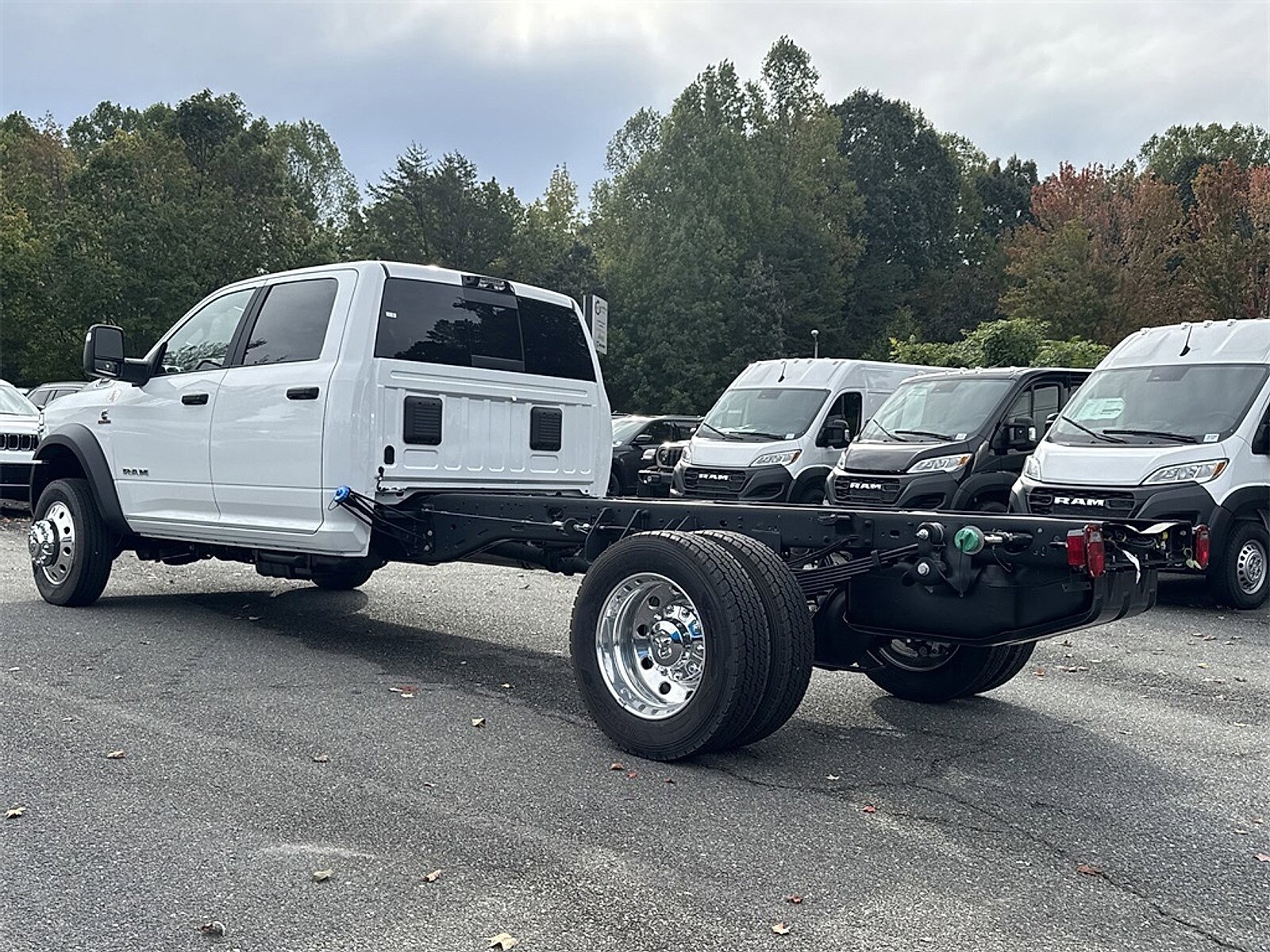 2026 Ram 5500 photo 3