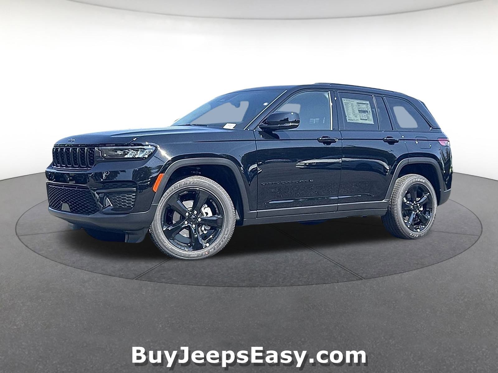 2025 Jeep Grand Cherokee Altitude's photo