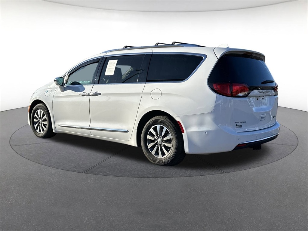 Used 2020 Chrysler Pacifica Hybrid Limited Minivan/Van