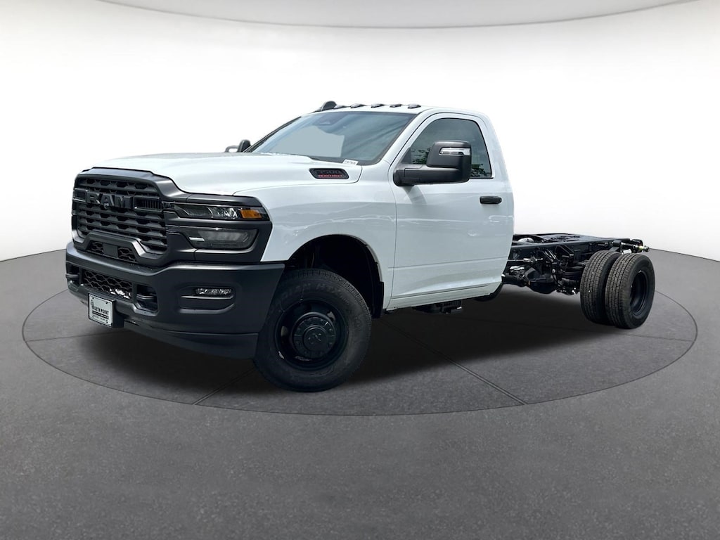 New 2026 Ram 3500 Chassis Cab TRADESMAN REGULAR 4X2 84' CA Regular Cab