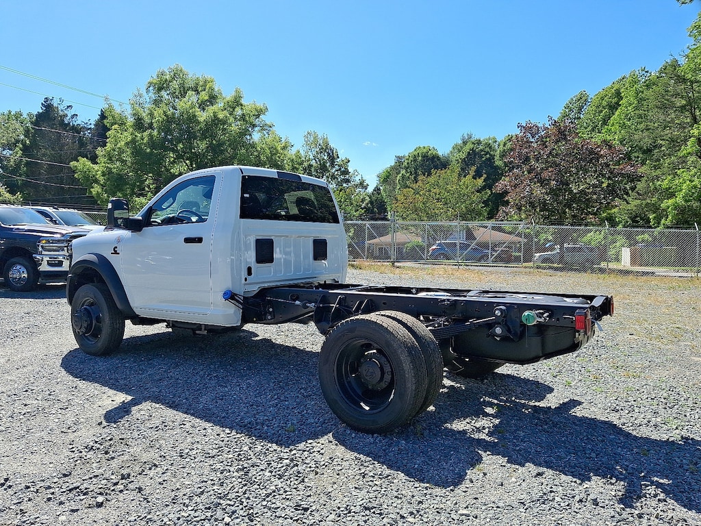 New 2025 Ram 4500 Chassis Cab 4500 TRADESMANCHASSIS REGULAR CAB 4X4 60' CA Regular Cab