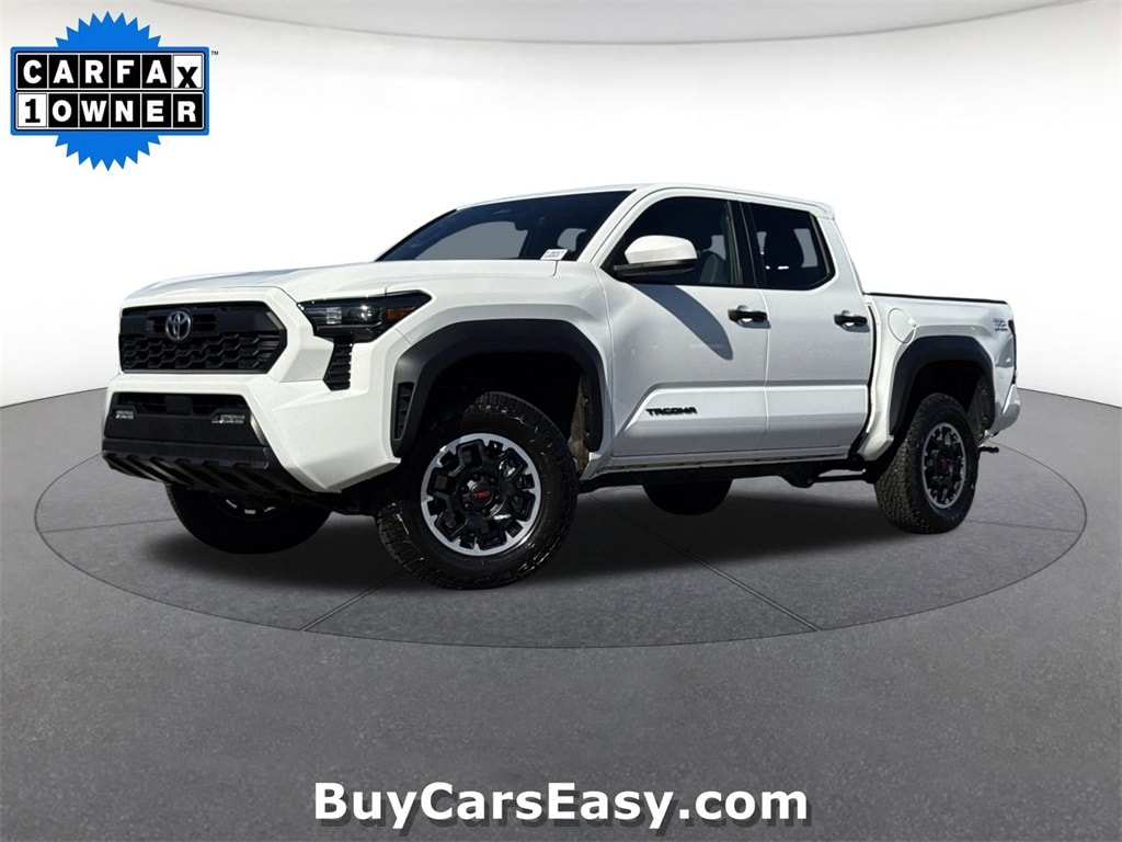 2024 Toyota Tacoma TRD Off Road's photo