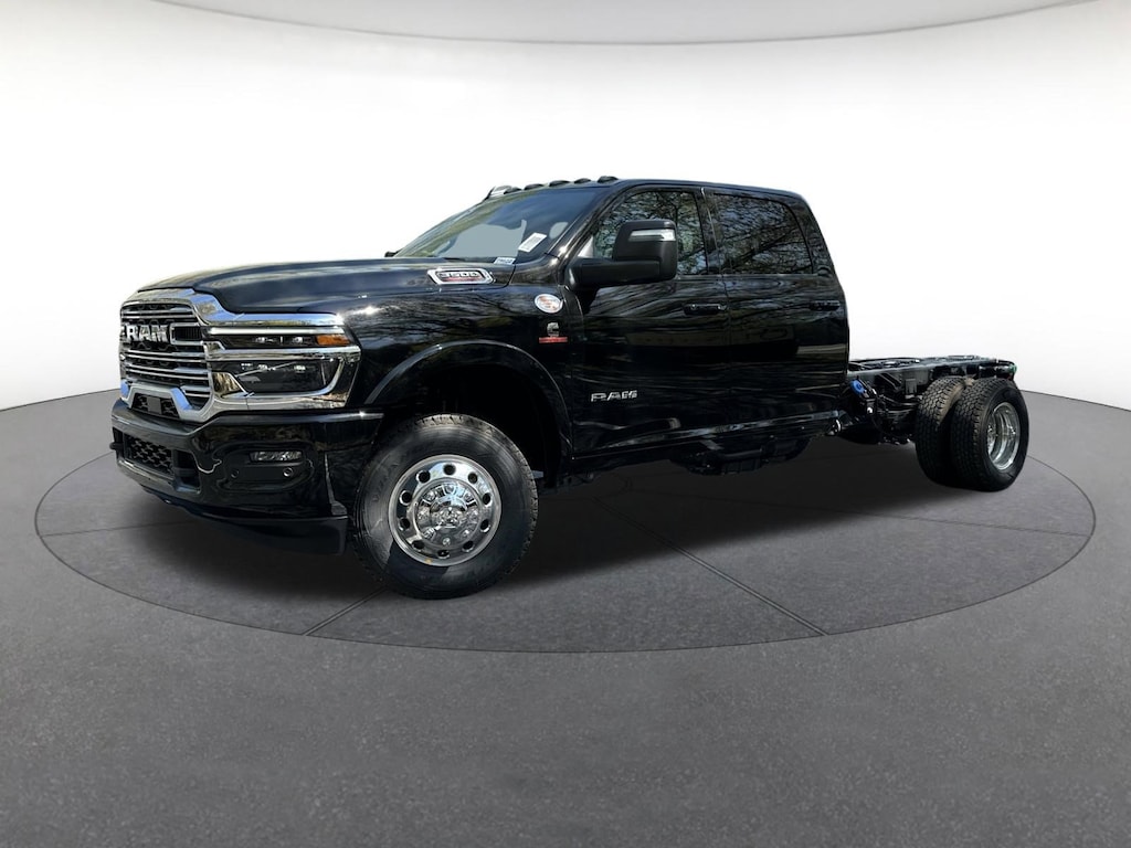 New 2026 Ram 3500 Chassis Cab BIG HORN CREW 4X4 60' CA Crew Cab