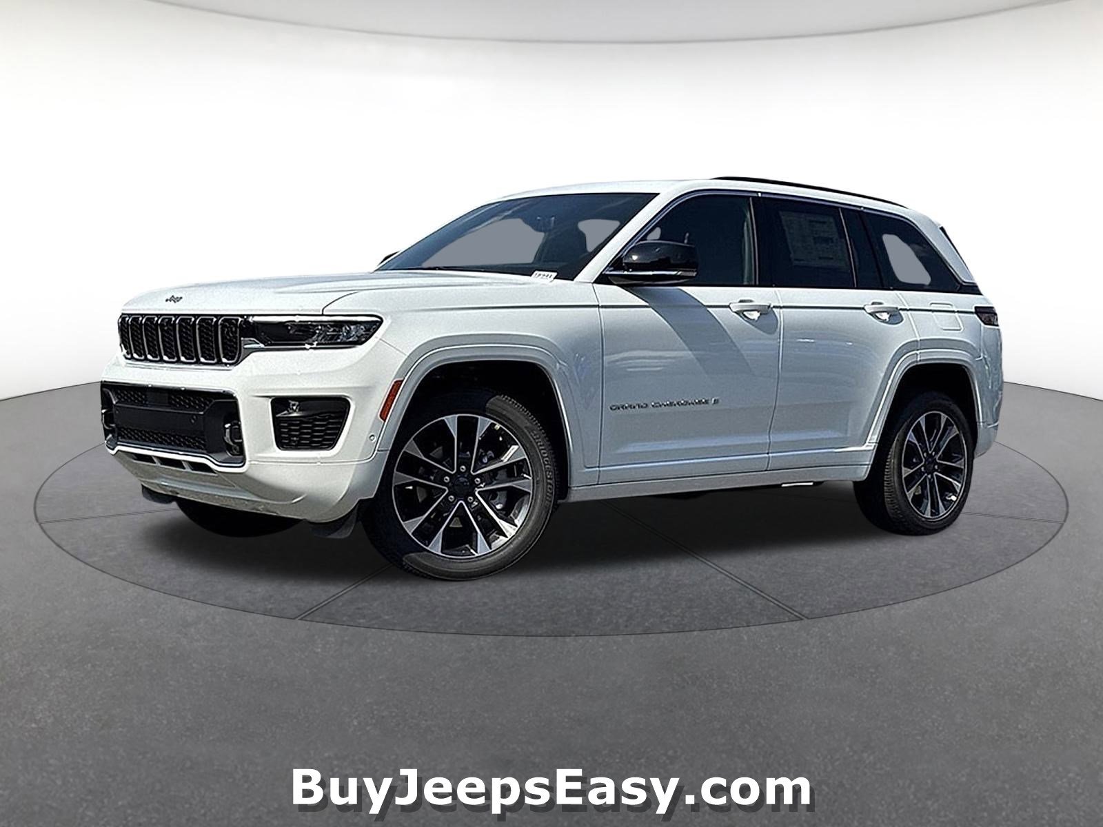 2025 Jeep Grand Cherokee Overland's photo