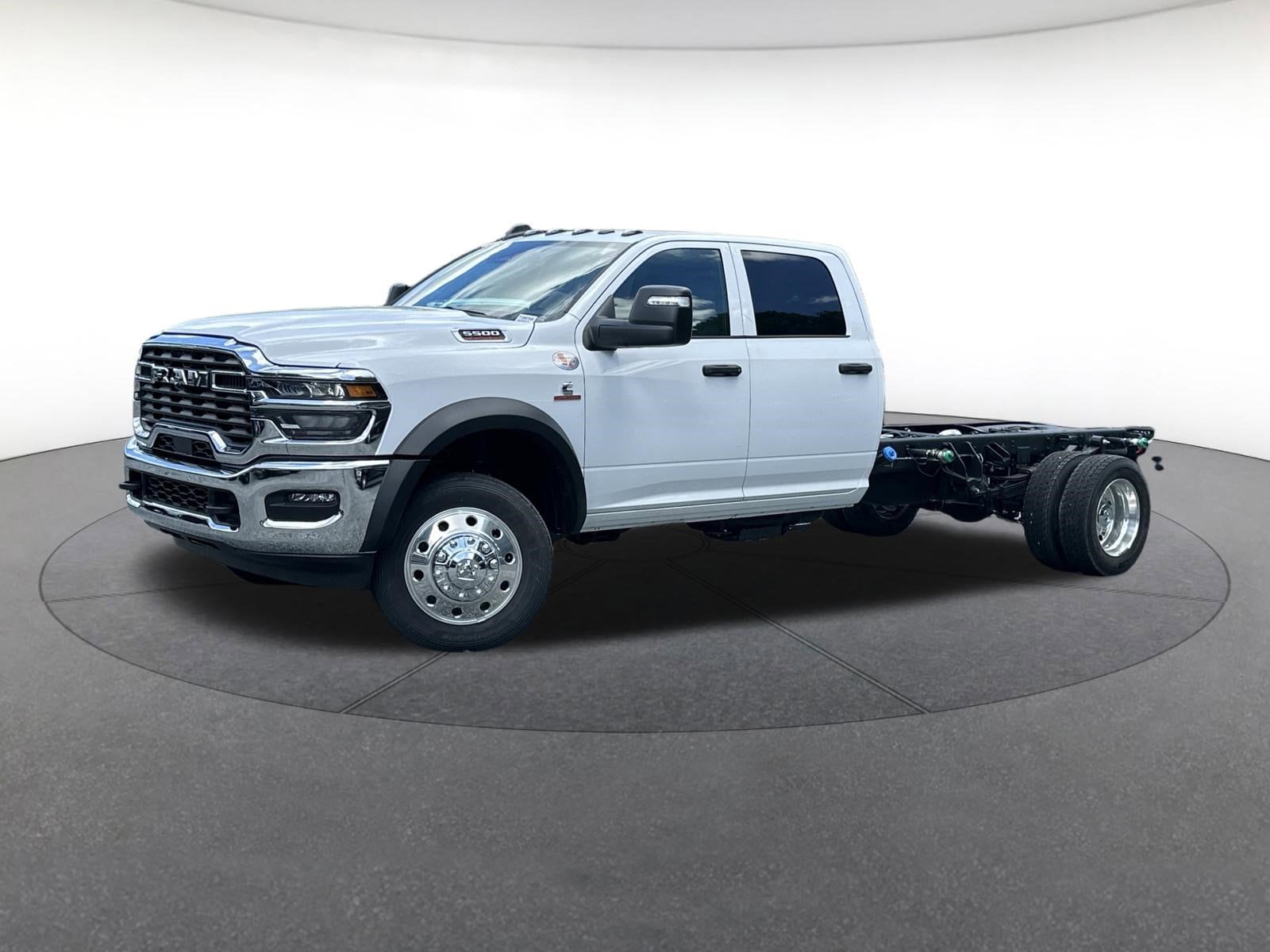 2026 RAM 5500 Big Horn 4X4 Crew Cab DRW 197" WB's photo