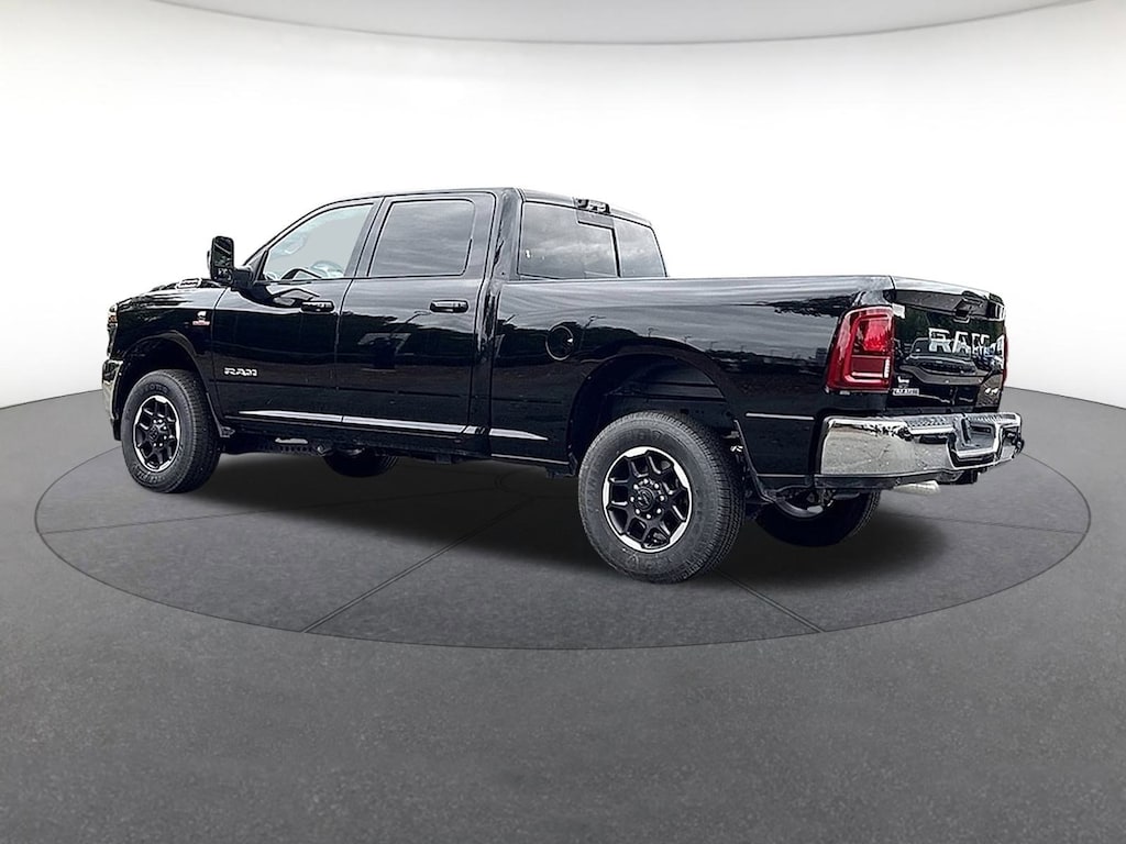 New 2025 Ram 2500 LARAMIE CREW CAB 4X4 6'4 BOX Crew Cab