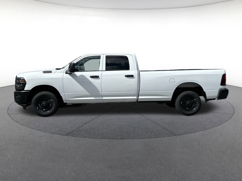 New 2026 Ram 2500 TRADESMAN CREW CAB 4X2 8' BOX Crew Cab