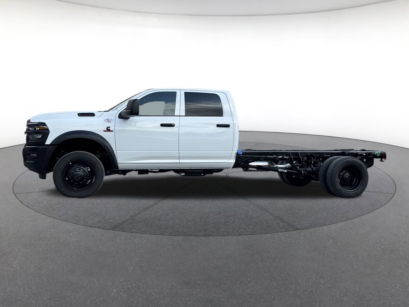 2026 Ram 5500 Tradesman photo 2