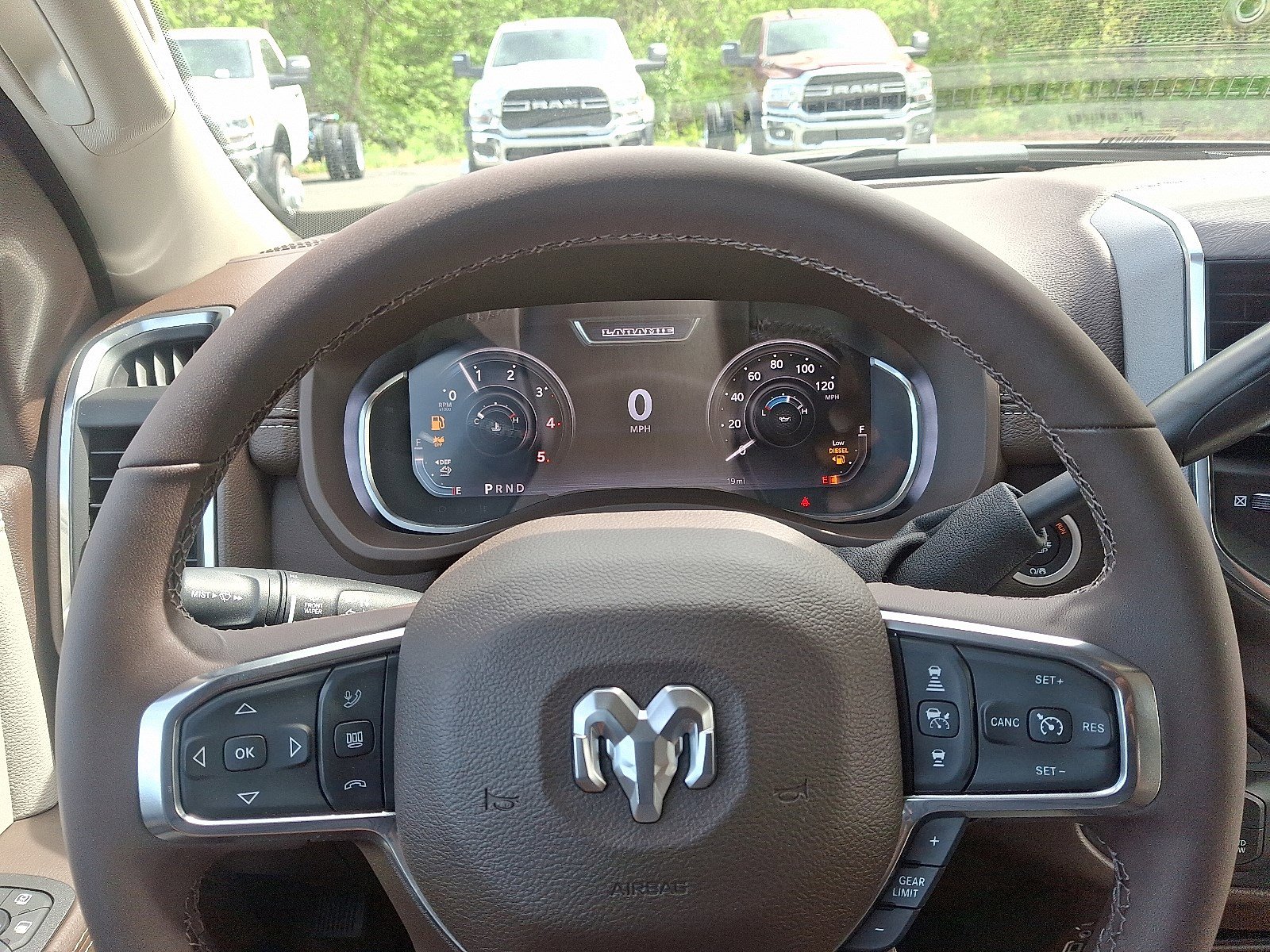 2025 RAM 2500 Laramie - Photo 14