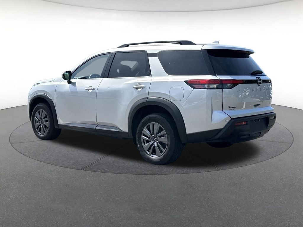 Used 2025 Nissan Pathfinder SV SUV