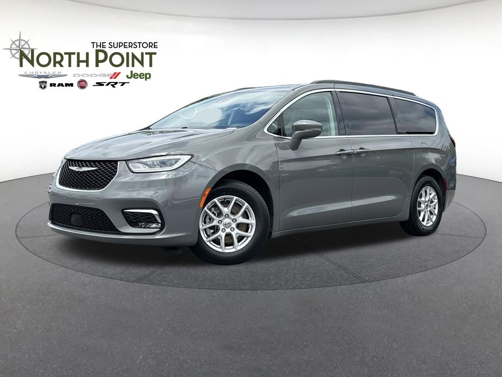 Certified 2022 Chrysler Pacifica Touring L Minivan/Van