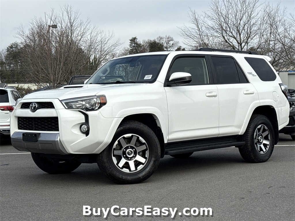 2019 Toyota 4Runner TRD Off-Road's photo